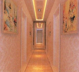 過(guò)道光線不足宜使用燈飾照明